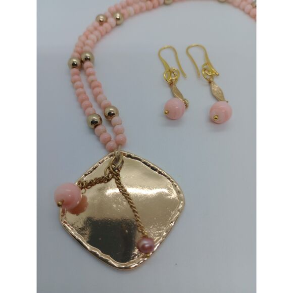Vintage Marbled Peach Glass Beaded Gold Tone Pendant 23-25" Necklace & Earrings - Picture 3 of 6